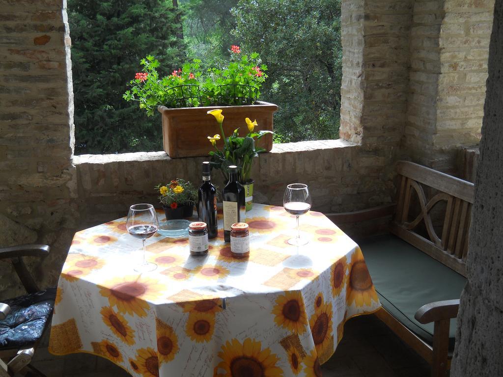 הוילה Montepulciano Stazione Frateria Di San Benedetto מראה חיצוני תמונה