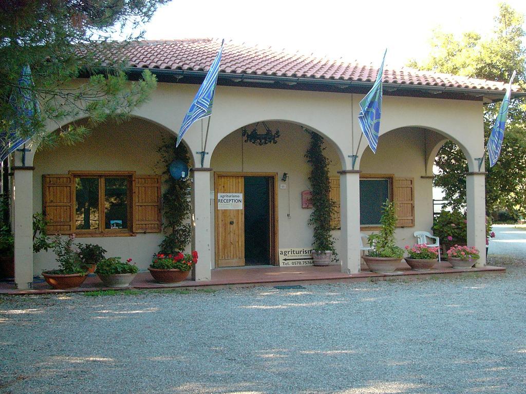 הוילה Montepulciano Stazione Frateria Di San Benedetto מראה חיצוני תמונה